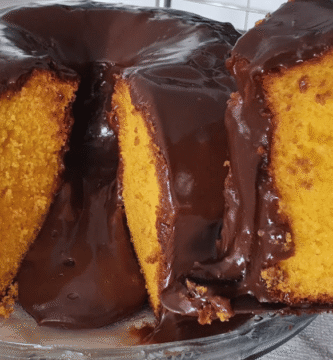 Bolo de cenoura sem óleo