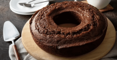 Bolo de chocolate com água