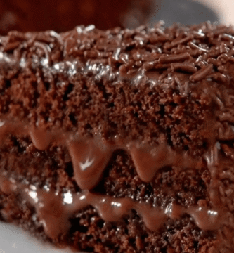Bolo de chocolate fofinho