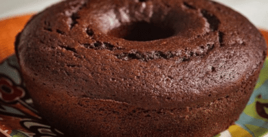 Bolo de Chocolate Super Fofinho que Nunca Sola