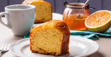 Bolo Simples Fofinho com Ingredientes que Você Já Tem em Casa