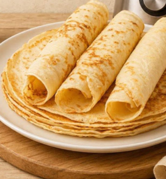 Massa de panqueca simples e fofinha: a receita que deixa qualquer almoço mais gostoso