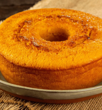 Receita de bolo simples: fácil, fofinho e perfeito para qualquer hora