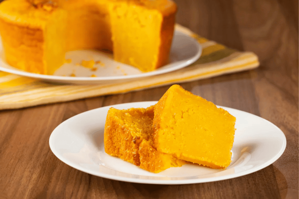 O bolo de flocão com 3 ingredientes é uma receita simples que vem conquistando muitas pessoas.