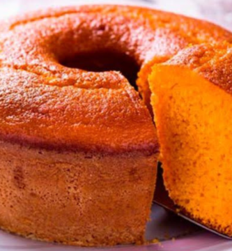 Bolo de cenoura sem oleo e açúcar
